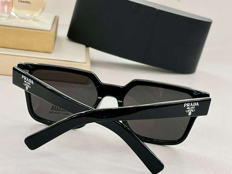 Picture of Prada Sunglasses _SKUfw56615143fw